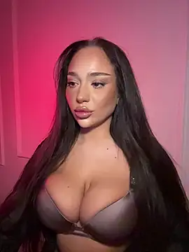 CardiSweetBaby online show from March 5, 2026, 8:16 pm