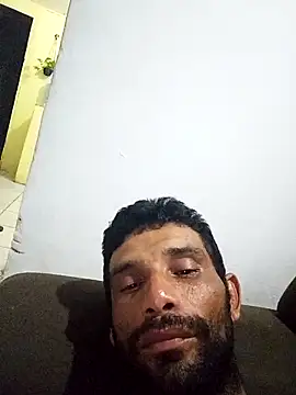 Snapshot of Tiago0031 chatting on February 8, 2026, 12:47 am Tiago0031 online show from February 8, 2026, 12:47 am