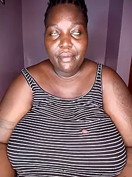Snapshot of African_Bigass chatting on June 17, 2026, 9:45 am African Bigass online show from June 17, 2026, 9:45 am
