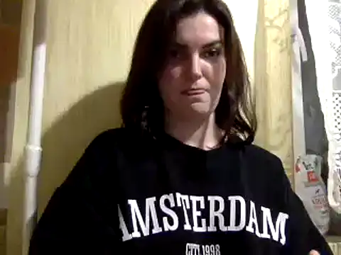 Snapshot of Karolina_llove chatting on December 2, 2024, 4:31 pm Karolina llove online show from December 2, 2024, 4:31 pm