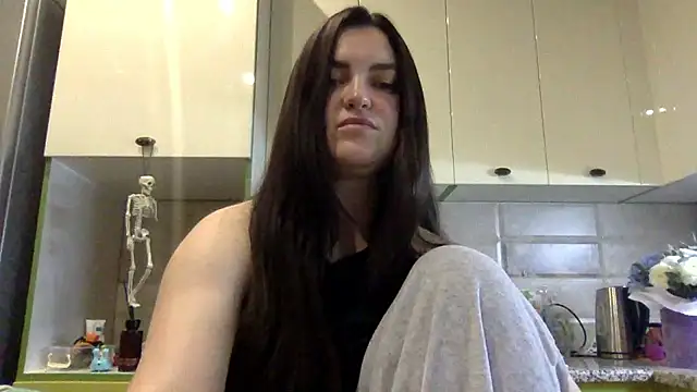 Snapshot of Karolina_llove chatting on October 6, 2025, 7:44 pm Karolina llove online show from October 6, 2025, 7:44 pm