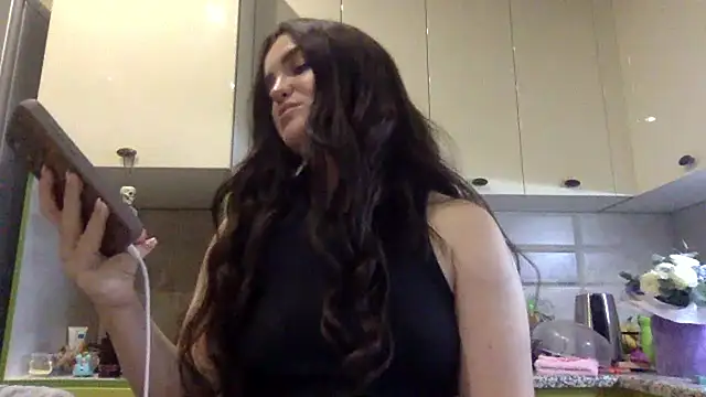 Snapshot of Karolina_llove chatting on October 8, 2025, 8:39 pm Karolina llove online show from October 8, 2025, 8:39 pm