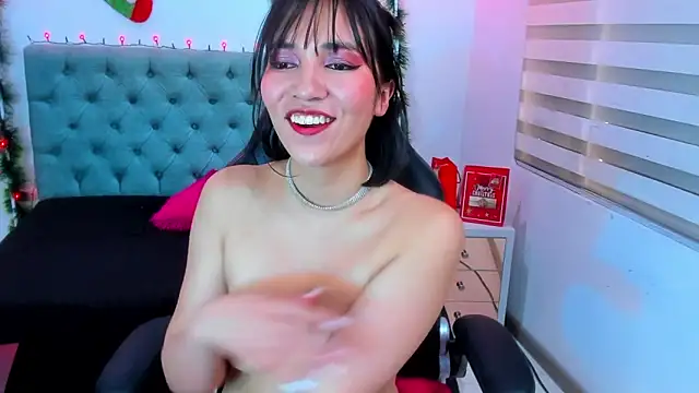 Snapshot of lina_bedoya_ chatting on December 14, 2024, 5:58 pm lina bedoya online show from December 14, 2024, 5:58 pm