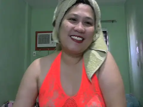 sweetsexysmile online show from February 4, 2026, 1:33 am