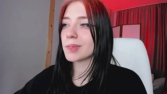 Snapshot of arielabradberry chatting on December 10, 2024, 7:43 pm arielabradberry online show from December 10, 2024, 7:43 pm