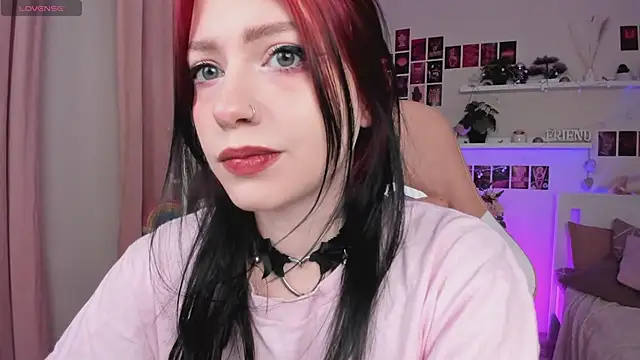 Snapshot of arielabradberry chatting on February 12, 2025, 3:49 pm arielabradberry online show from February 12, 2025, 3:49 pm