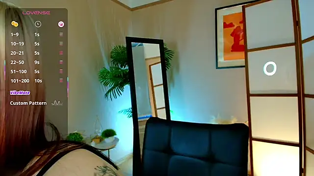 Snapshot of arielabradberry chatting on October 13, 2025, 2:39 pm arielabradberry online show from October 13, 2025, 2:39 pm