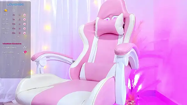 Snapshot of Alice_0120 chatting on December 13, 2024, 5:38 am Alice 0120 online show from December 13, 2024, 5:38 am