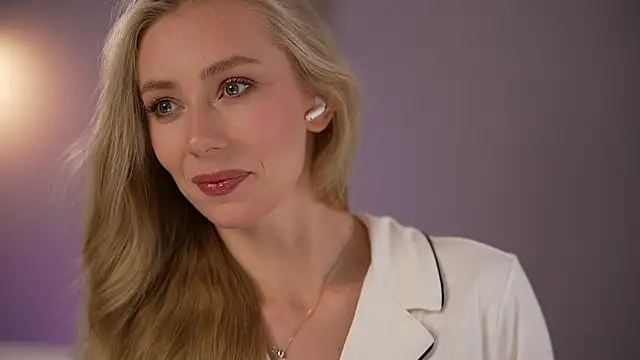 Vika54784 online show from November 8, 2025, 3:29 am