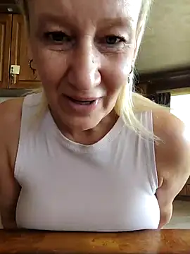 Snapshot of Lotus-blume1 chatting on September 28, 2025, 9:14 am Lotus-blume1 online show from September 28, 2025, 9:14 am