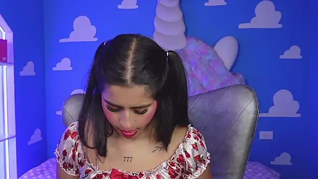 miss romyna online show from March 20, 2026, 11:04 am