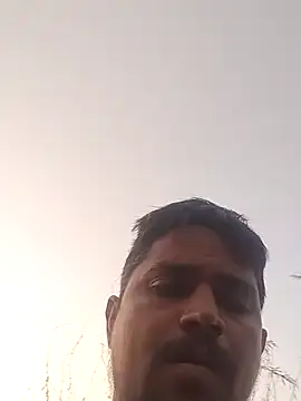 lovesuna online show from April 13, 2026, 1:11 am