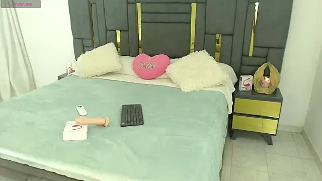 Snapshot of Sofy_assb_big chatting on January 26, 2025, 1:31 am Sofy assb big online show from January 26, 2025, 1:31 am