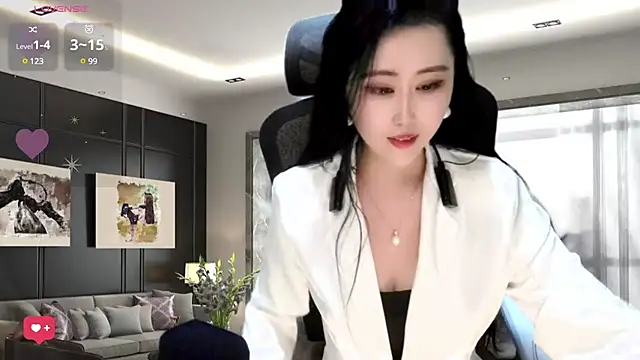 Snapshot of W-E-N-123 chatting on December 21, 2024, 5:58 am W-E-N-123 online show from December 21, 2024, 5:58 am