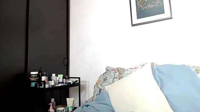 Scarlettford online show from February 25, 2026, 7:18 am