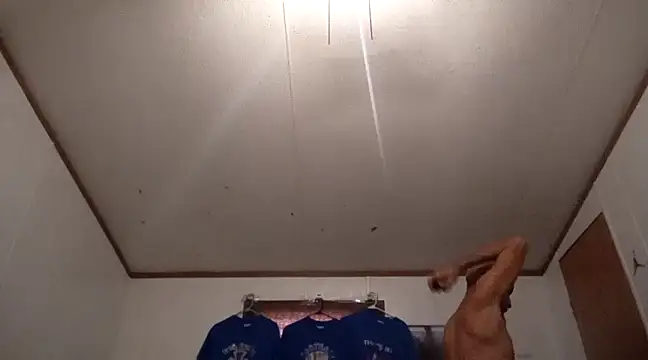 Xoc8  online show from January 4, 2025, 7:34 pm