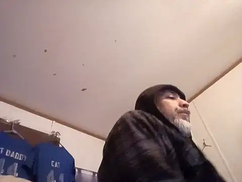 Xoc8  online show from February 22, 2025, 3:45 am