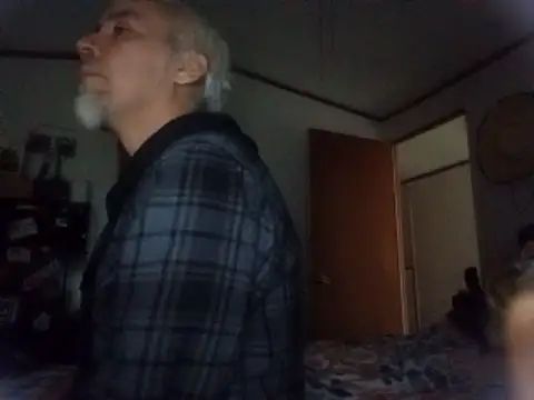 Xoc8  online show from February 10, 2026, 6:45 pm