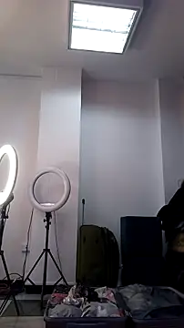 AnthonelaDuque online show from November 4, 2025, 11:31 am