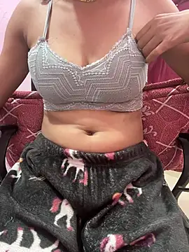 Snapshot of lallela chatting on March 9, 2025, 3:01 am lallela online show from March 9, 2025, 3:01 am