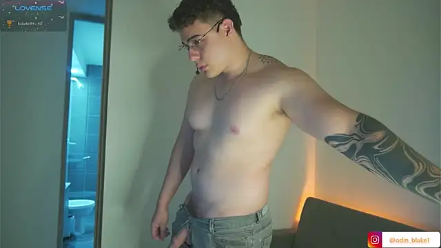 Snapshot of odin_blake chatting on January 23, 2025, 2:12 am odin blake online show from January 23, 2025, 2:12 am