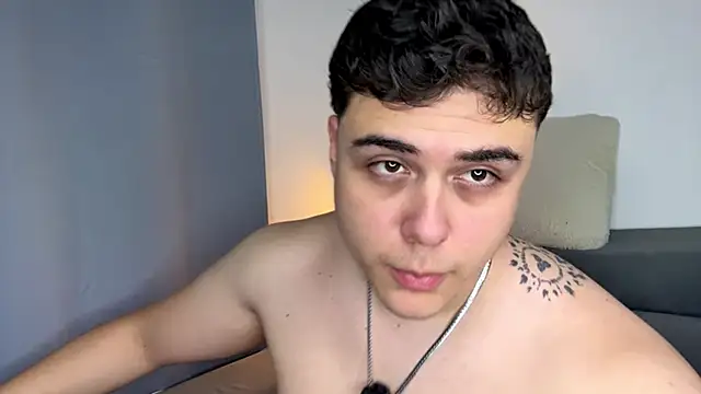 Snapshot of odin_blake chatting on September 16, 2025, 2:23 am odin blake online show from September 16, 2025, 2:23 am