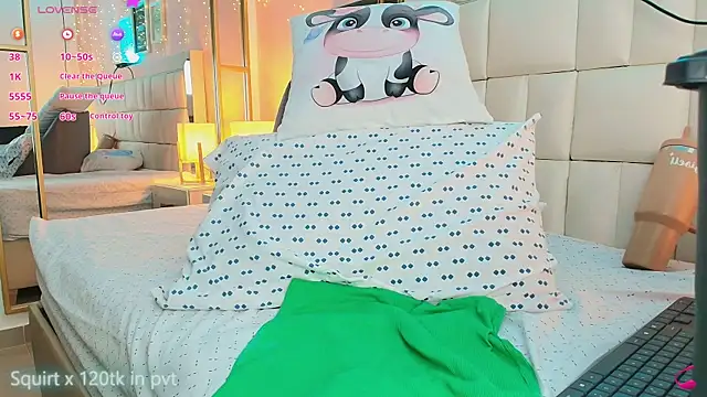Snapshot of anahi_maite chatting on July 11, 2026, 8:11 pm anahi maite online show from July 11, 2026, 8:11 pm