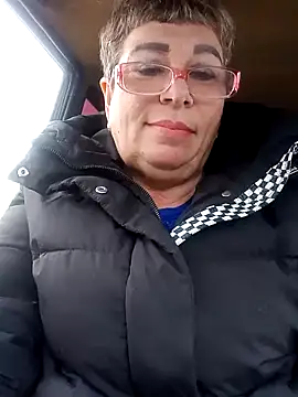 Snapshot of Lee_Nell chatting on December 4, 2024, 7:06 am Lee Nell online show from December 4, 2024, 7:06 am