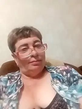 Snapshot of Lee_Nell chatting on December 9, 2024, 10:54 am Lee Nell online show from December 9, 2024, 10:54 am