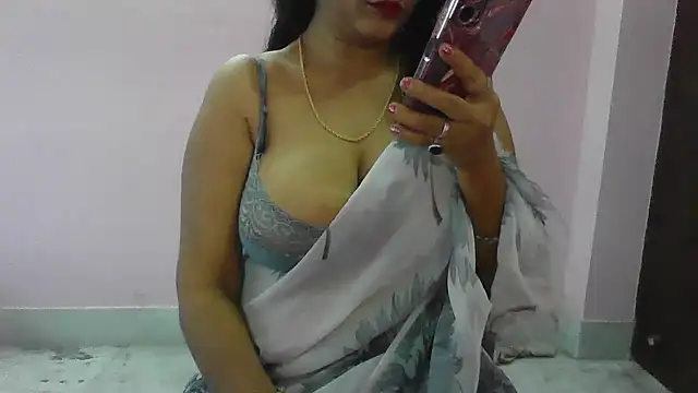 Snapshot of my-laila chatting on February 26, 2026, 6:01 am my-laila online show from February 26, 2026, 6:01 am