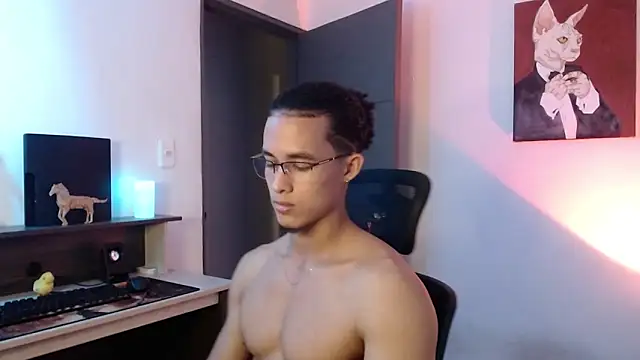 alejo x3 online show from December 28, 2024, 2:22 am