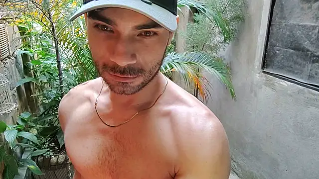sexyboycolombi4 online show from January 23, 2025, 4:59 pm