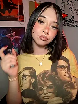 Snapshot of annbones_ch chatting on October 12, 2025, 3:05 am annbones ch online show from October 12, 2025, 3:05 am