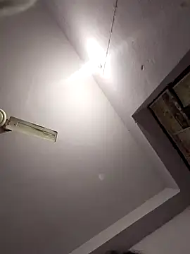 Snapshot of HangdogBeggary chatting on January 21, 2025, 4:27 pm HangdogBeggary online show from January 21, 2025, 4:27 pm