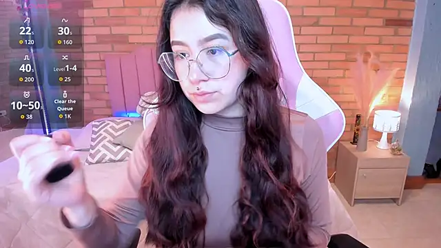 Amy joones online show from May 20, 2026, 11:27 am