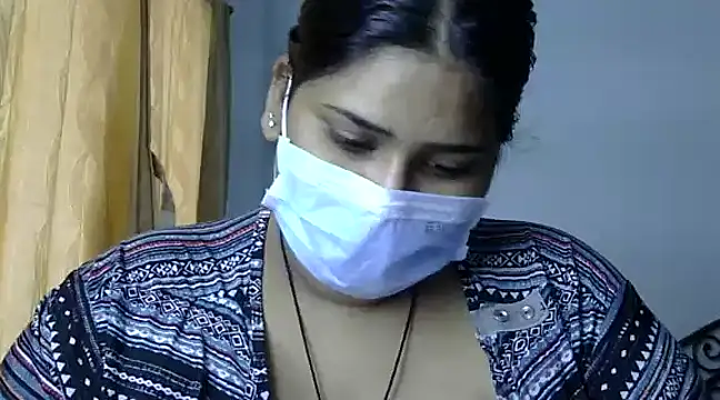 Snapshot of cutelady65 chatting on February 18, 2025, 6:04 am cutelady65 online show from February 18, 2025, 6:04 am