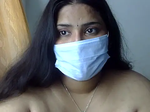 cutelady65 online show from April 29, 2026, 7:56 am