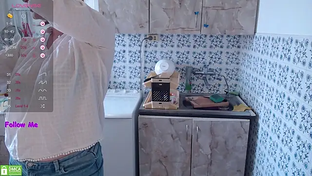 VerySweetKate111 online show from February 10, 2026, 9:46 am