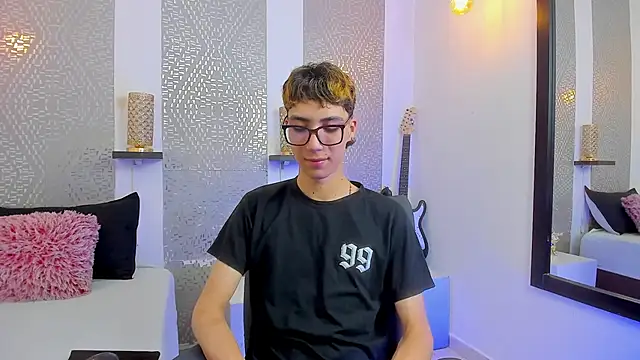 Snapshot of Nikolay_Gregori chatting on January 22, 2025, 7:25 am Nikolay Gregori online show from January 22, 2025, 7:25 am