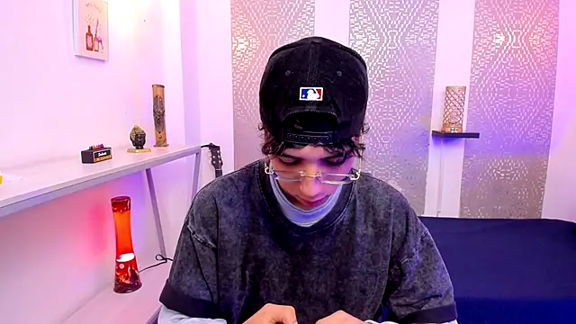 Nikolay Gregori online show from December 23, 2025, 4:10 am