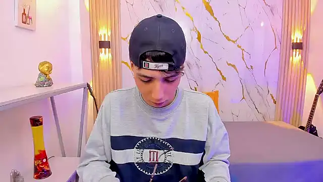 Nikolay Gregori online show from January 9, 2026, 4:37 am