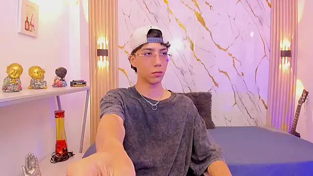 Nikolay Gregori online show from March 10, 2026, 4:06 am