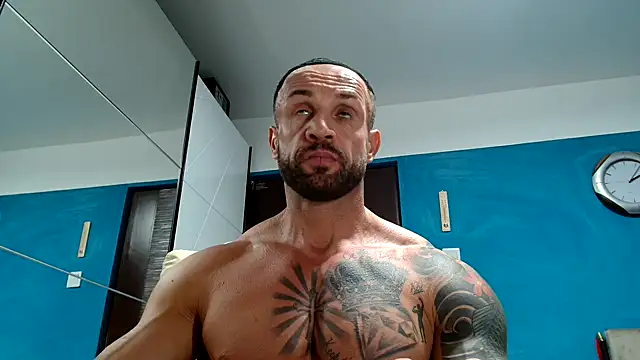 Magnificmuscles89 online show from September 29, 2025, 11:09 pm