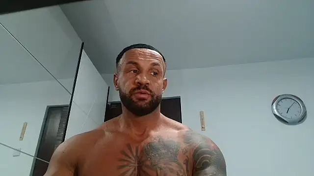 Snapshot of Magnificmuscles89 chatting on February 9, 2026, 5:06 pm Magnificmuscles89 online show from February 9, 2026, 5:06 pm