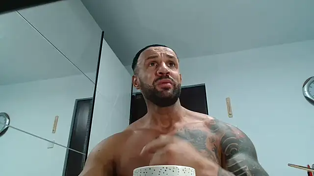 Snapshot of Magnificmuscles89 chatting on March 2, 2026, 12:23 pm Magnificmuscles89 online show from March 2, 2026, 12:23 pm