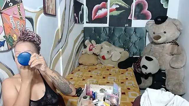 Snapshot of manzanahot9 chatting on January 9, 2026, 10:29 am manzanahot9 online show from January 9, 2026, 10:29 am