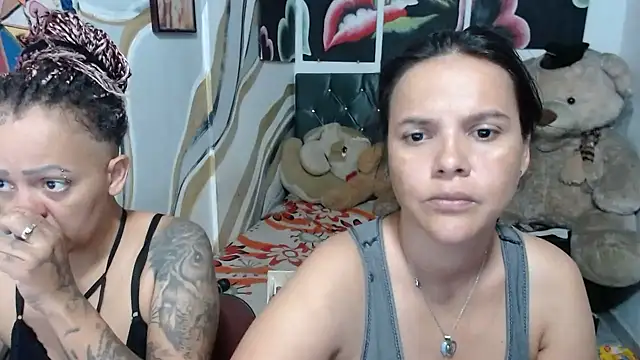 Snapshot of manzanahot9 chatting on February 28, 2026, 6:42 pm manzanahot9 online show from February 28, 2026, 6:42 pm