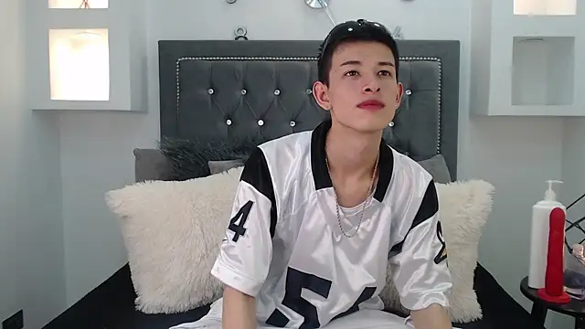 MaikCarver online show from January 25, 2025, 4:02 am