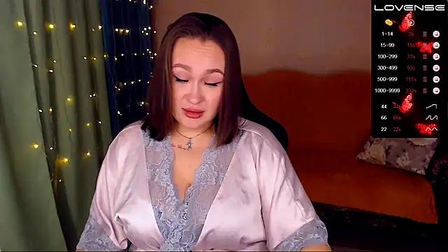 Snapshot of Cutie-Melanie chatting on December 15, 2024, 7:10 pm Cutie-Melanie online show from December 15, 2024, 7:10 pm