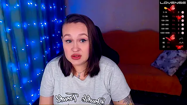 Snapshot of Cutie-Melanie chatting on January 10, 2025, 3:27 pm Cutie-Melanie online show from January 10, 2025, 3:27 pm